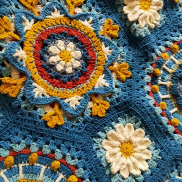 Handmade Crochet Ravenna Flower Blanket - Image 2